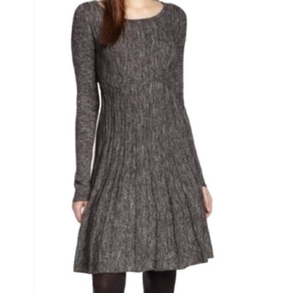NWT Max Studio Knit Pleated Dress‎ Black Cream Size M